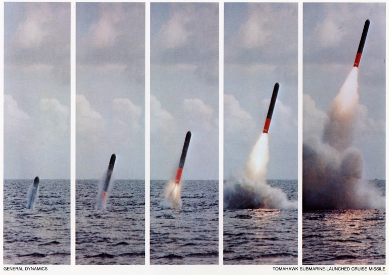 Misil Tomahawk lanzado desde un submarino. La discreción de estas plataformas las convierte en unos excepcionales lanzadores y en un elemento estratégico indispensable.